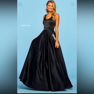 Sherri Hill Prom Dress